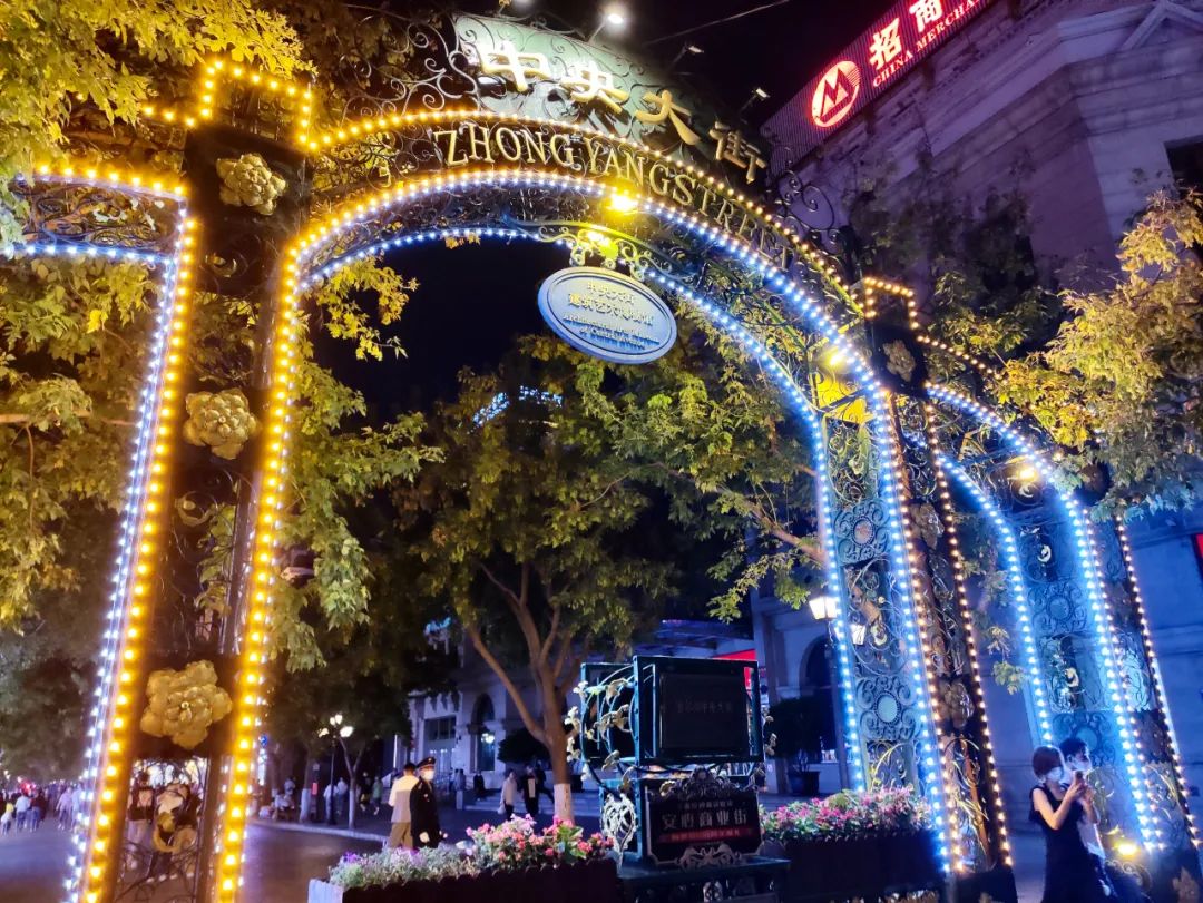 怎么在假期变霸气高冷,学生假期变胖校服穿不上了