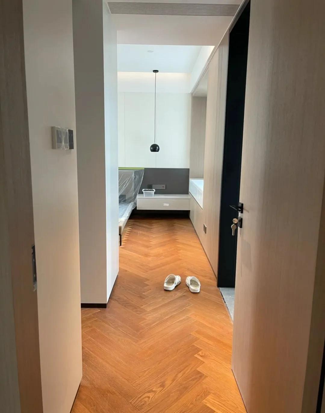 地板怎么选购注意事项,卧室地板怎么选省钱