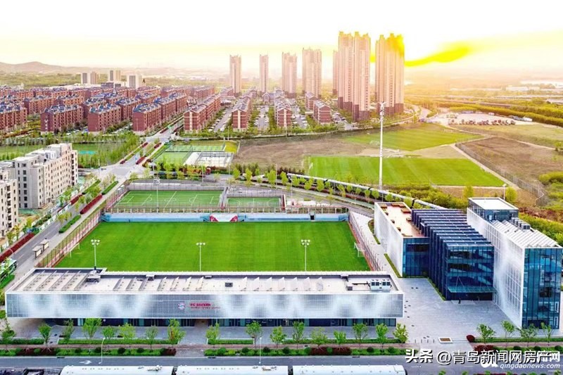 青岛西海岸队收获两连胜,全线飘红