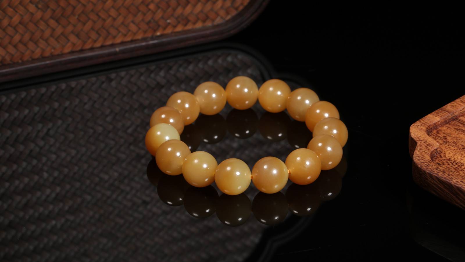 结缘赏丨玉有灵，凝尽人生浮沉