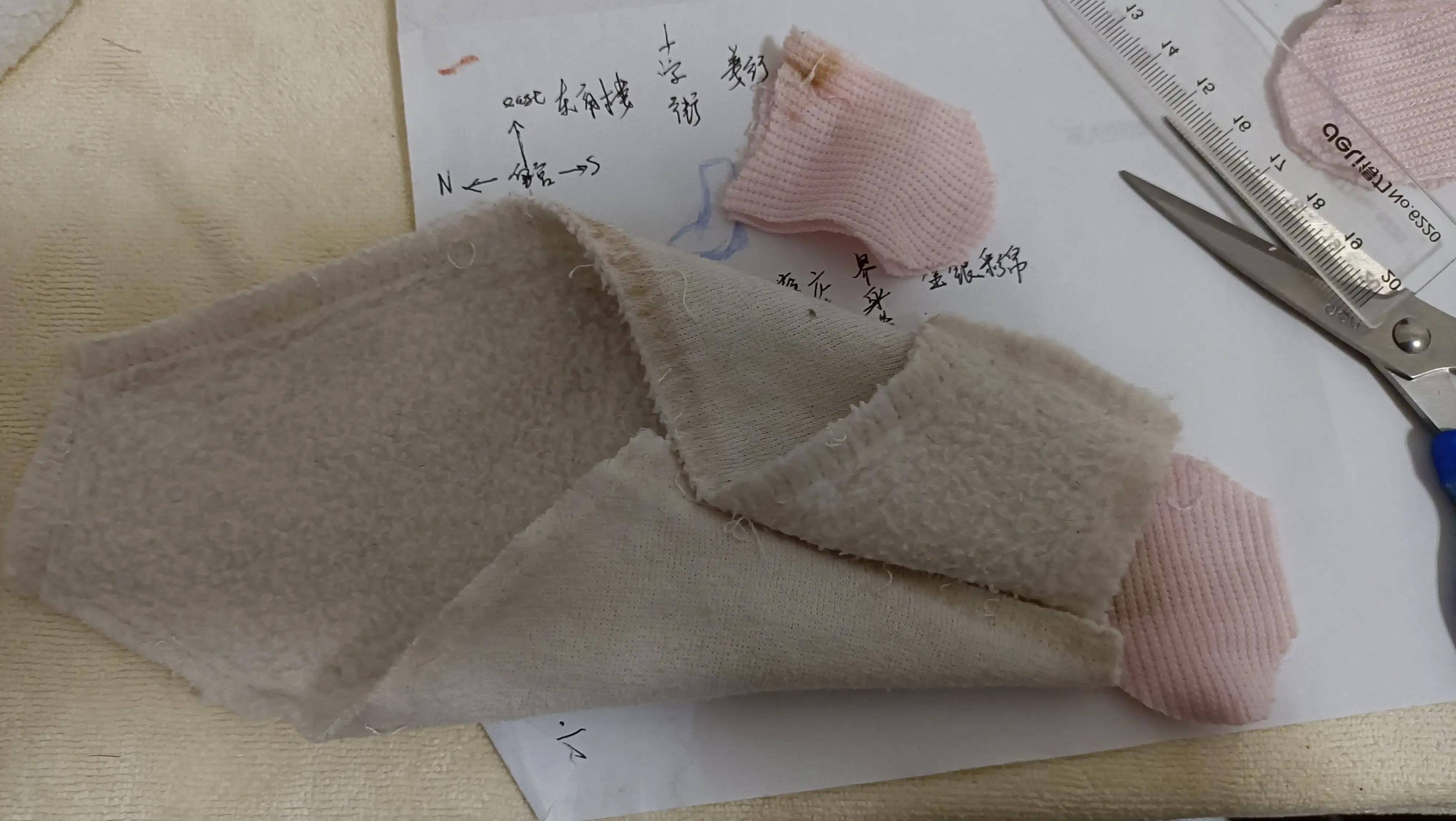 自制狗狗防尘袜子视频,自制狗狗袜子的做法