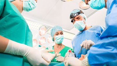 宝宝颈部包块是什么意思,宝宝颈侧有小疙瘩是怎么回事