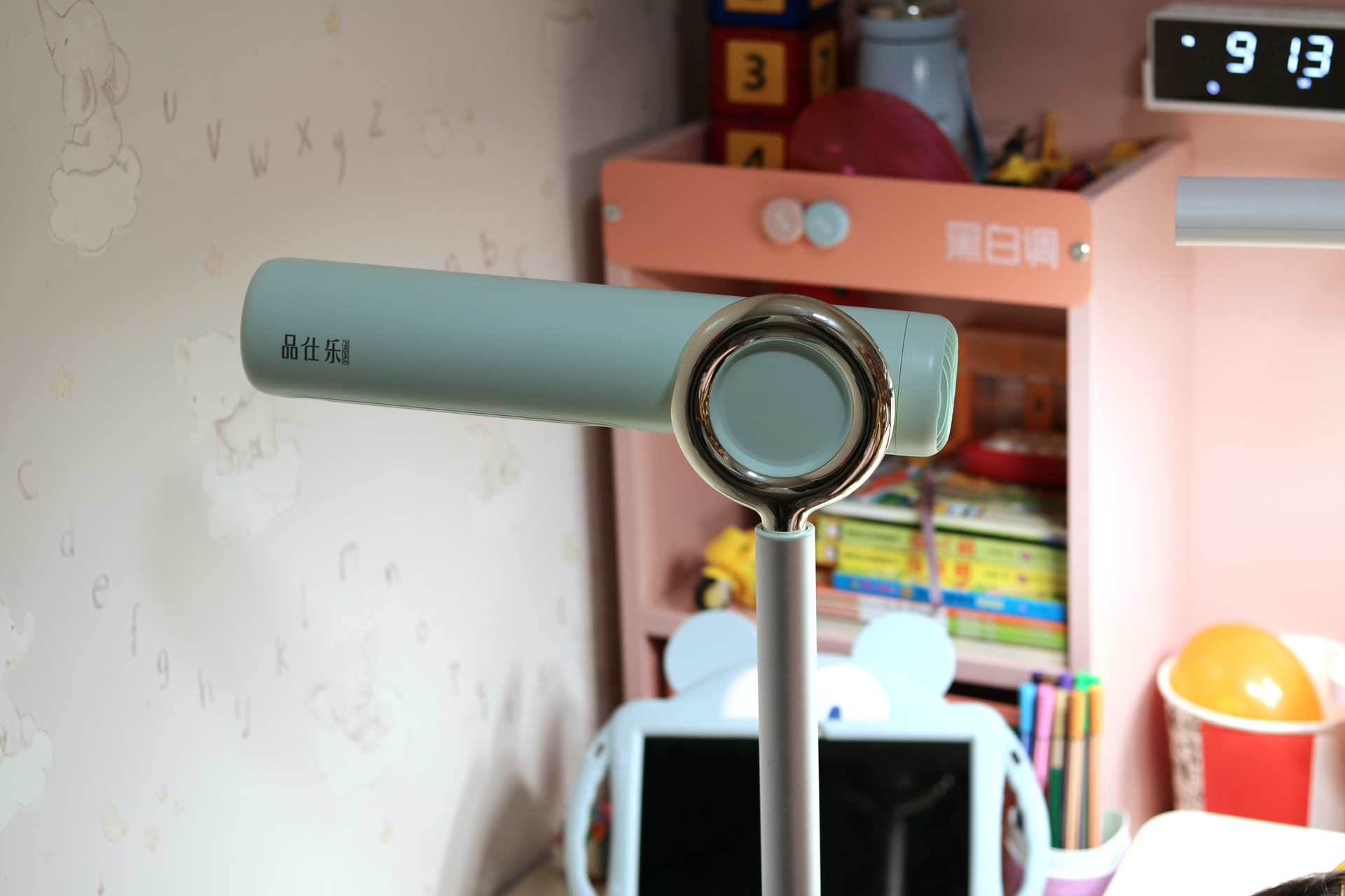 品仕乐立式吹风机青春版与旗舰版,品仕乐立式吹风机可以吹造型吗