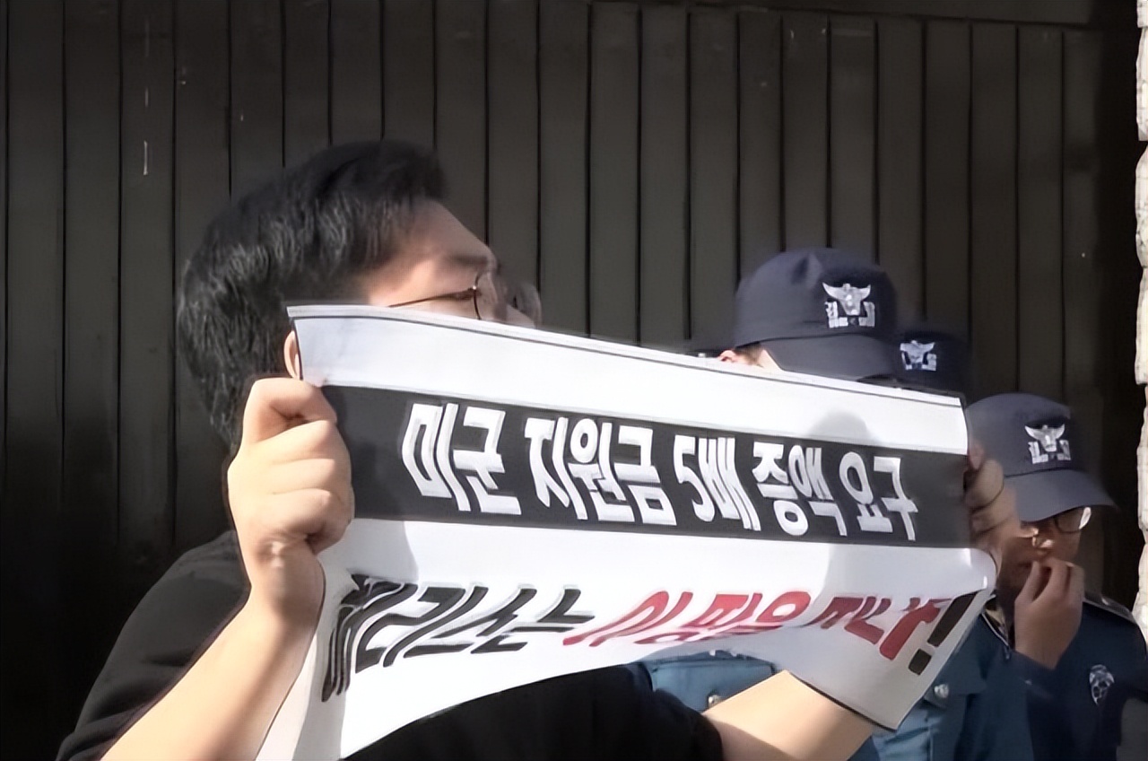 尹锡悦当选韩国总统你怎么看,韩国总统尹锡悦卑躬屈膝图片