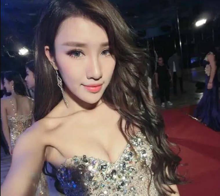 郭艾伦潘玮柏关系,郭艾伦颁奖典礼潘玮柏