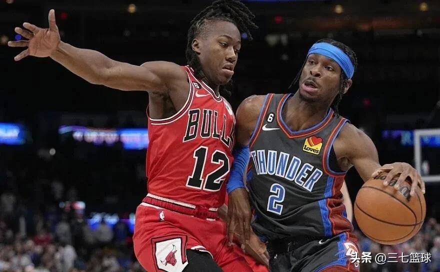 西部全明星后场首发,库里超新星