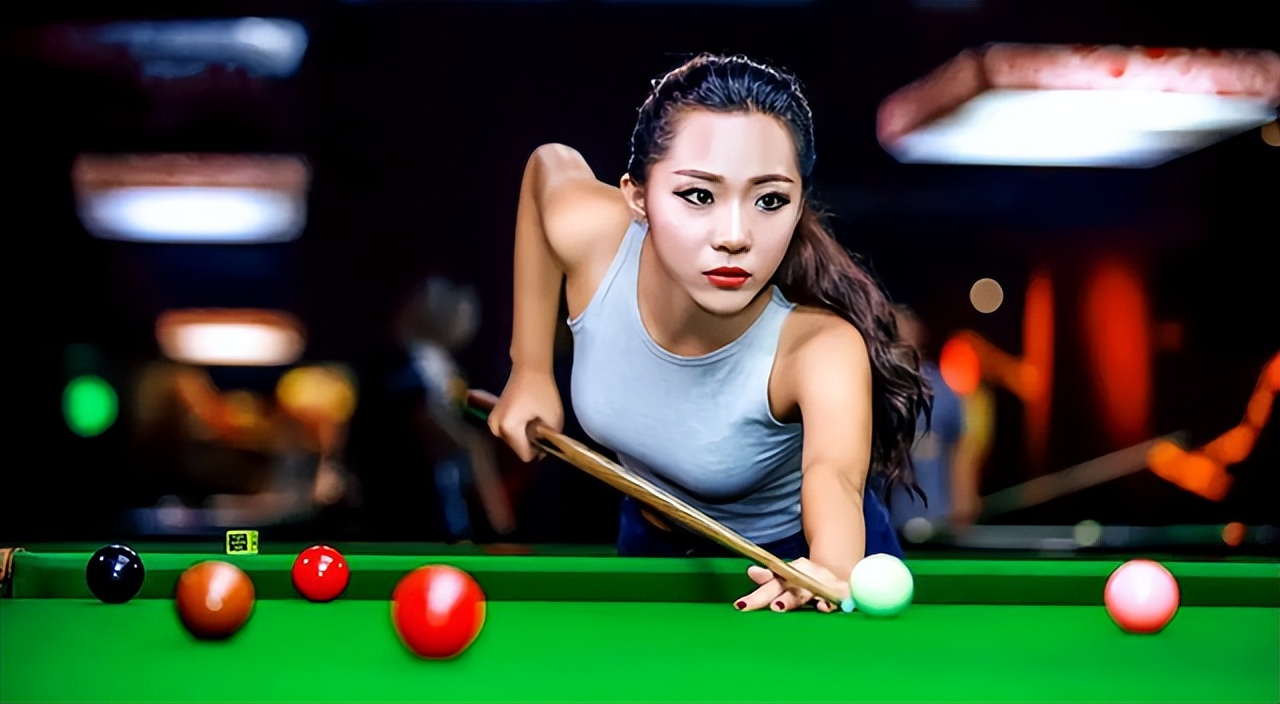 台球女神美貌不输潘晓婷,台球女神一杆清台