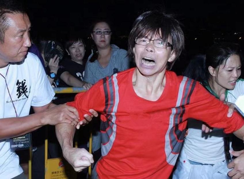 梅艳芳妈妈宣布要和儿子脱离关系,梅艳芳妈妈为什么离世