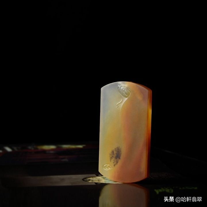 黄龙玉和翡翠黄翡的区别,怎样鉴别黄翡和黄龙玉的区别