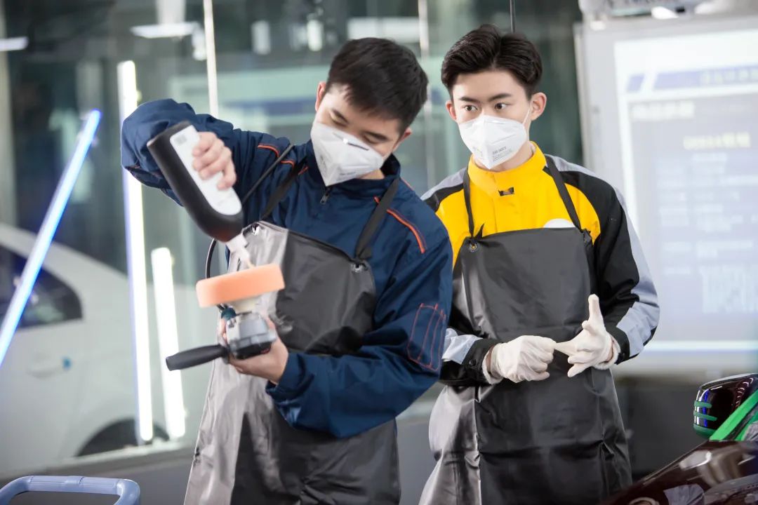 汽车安全检测和保养有什么区别,汽车美容保养