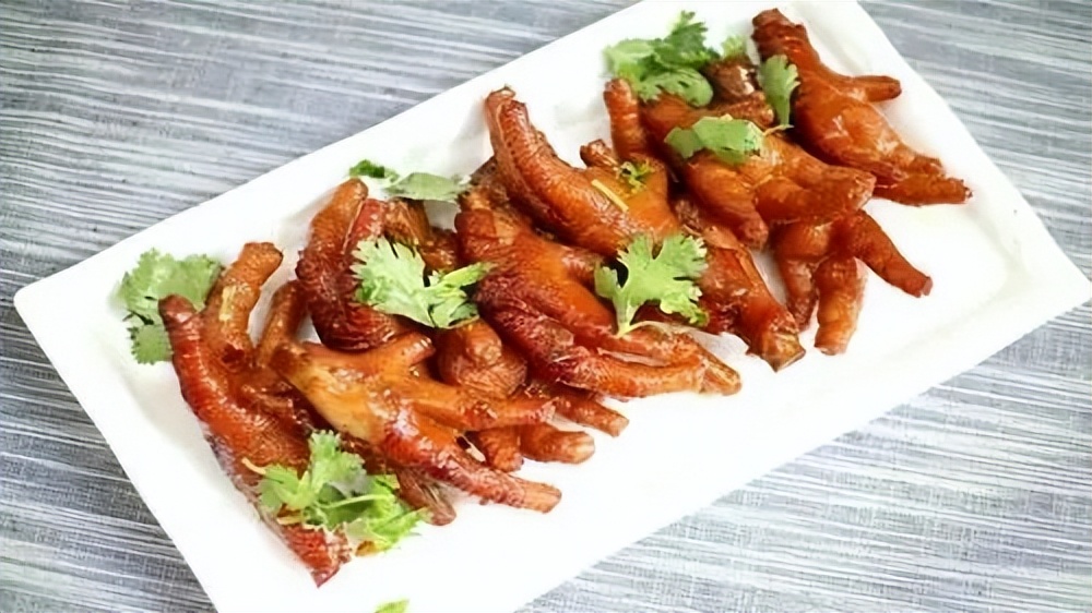 肾结石可以吃酒糟鸡爪吗,肾结石能吃鸡爪吗