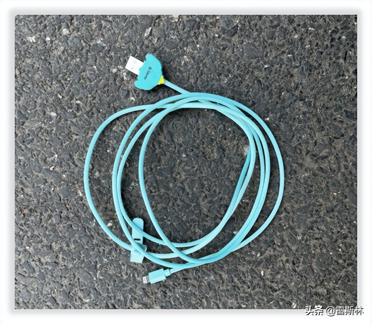 “我在大润发打了32天地铺，才知道疫情下的人最需要什么”