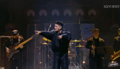 权志龙出圈神图,权志龙卡点两段