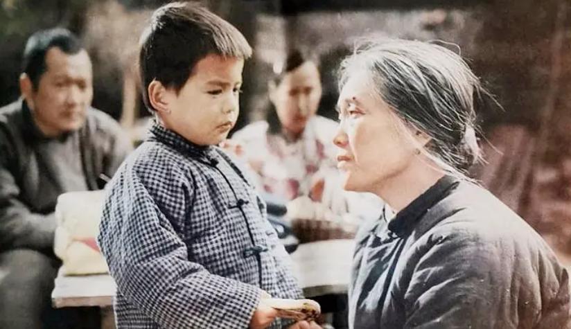 时代与命运给的“苦与痛”《清凉寺钟声》质朴无华的佳作