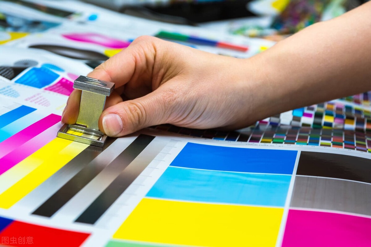 塑胶产品表面印刷uv光油,产品设计师应该看的书