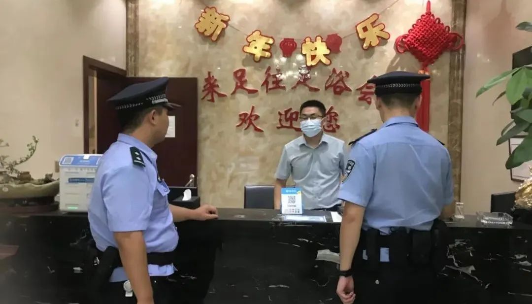 夏季治安打击整治“百日行动”丨尽锐出战!河南洛阳公安全力开展夏夜治安巡查宣防第二次集中统一行动