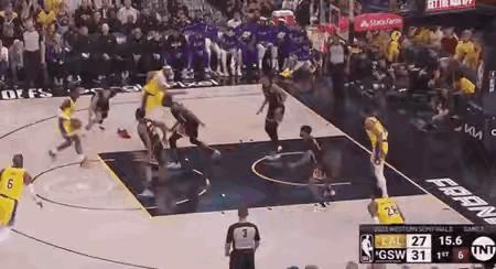 湖人117-107大胜掘金最后一节,湖人117-107大胜掘金视频