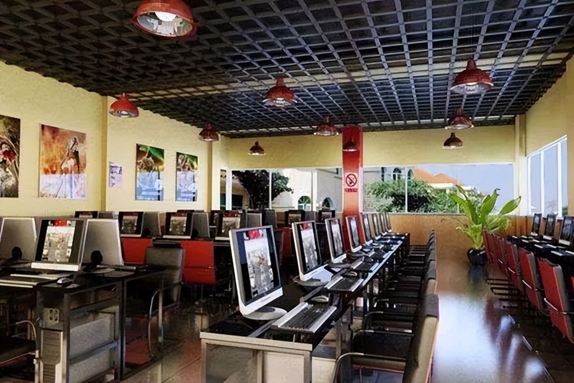 为啥网吧电脑配置低但效果好,为什么网吧电脑配置不高却很溜