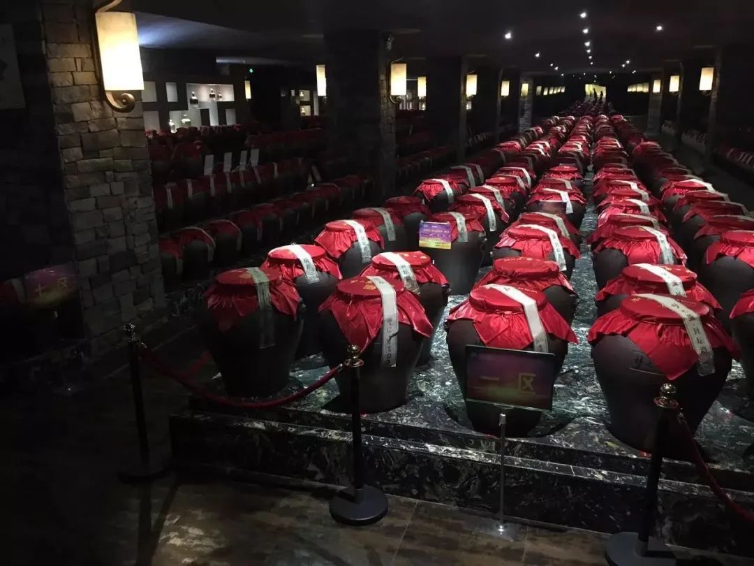 洋河股份在白酒行业中有什么劣势,洋河股份在白酒行业的地位