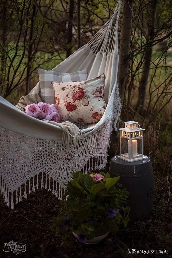 别再只会钩床罩，钩一张这样的吊床简直好用到你不信