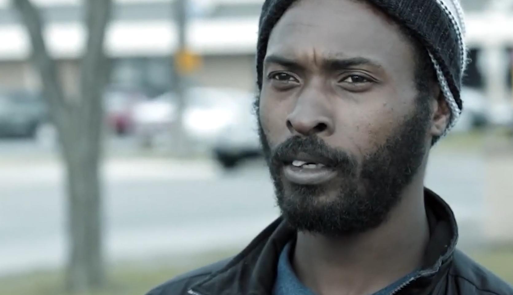 靠人血年赚3000亿，毒血散布全球，美国如何沦为*血卖**天堂？