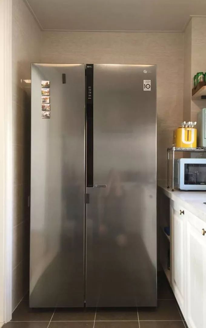 双开门冰箱的优缺点,双开门冰箱与四开门冰箱的优缺点