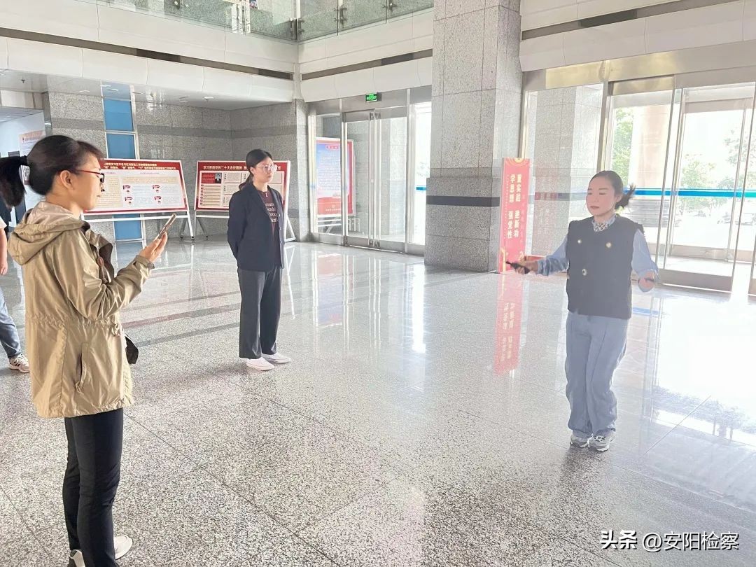 跳出健康舞出美丽,跳出健康舞出快乐和自信