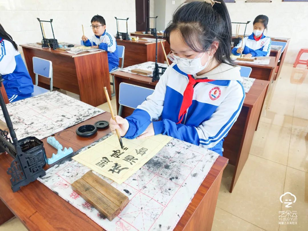 莫旗尼尔基第四小学,莫旗尼尔基第四小学招生条件