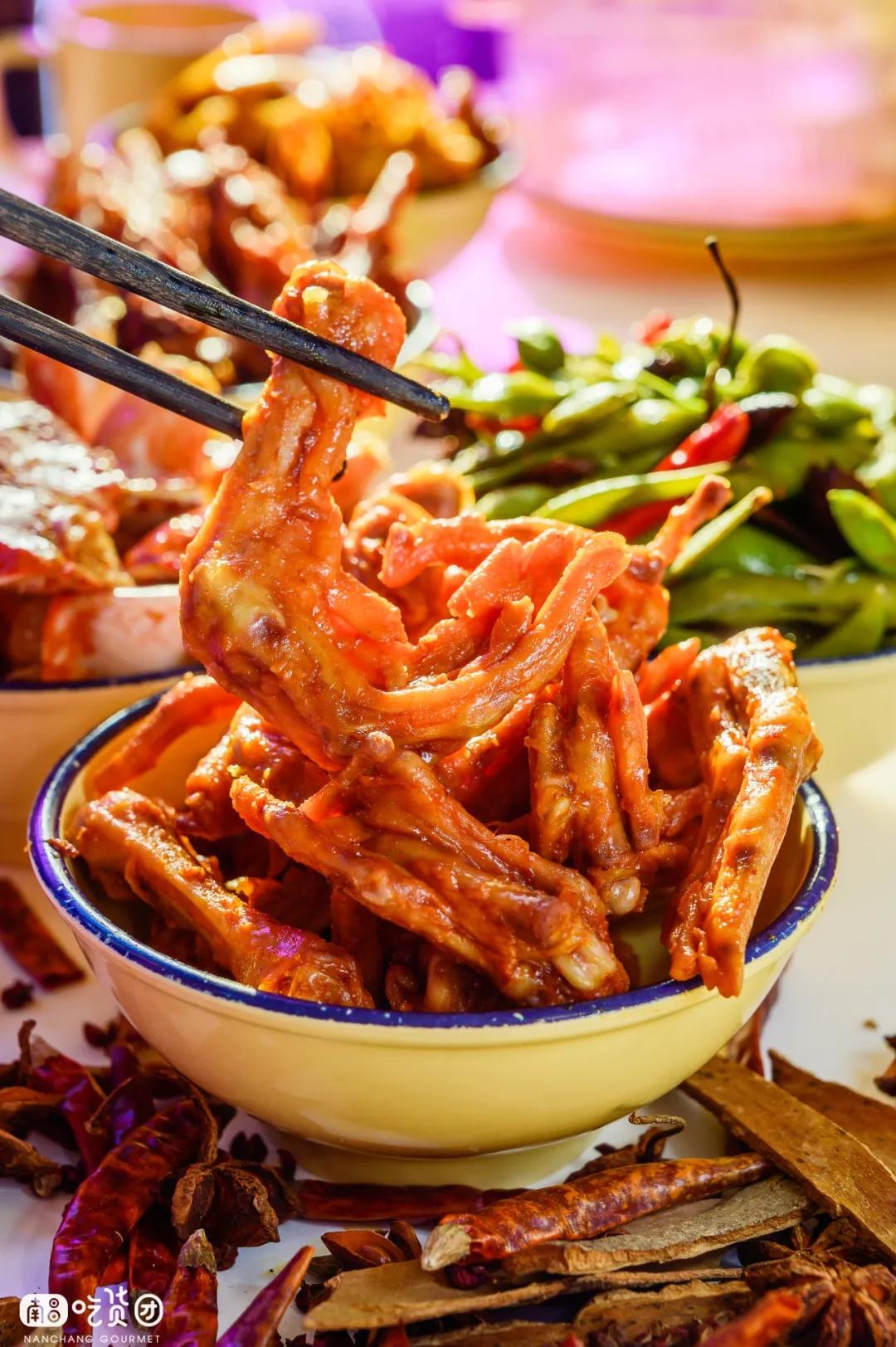 赣肴帝煌32周年庆！5折请吃招牌辣鸭脚