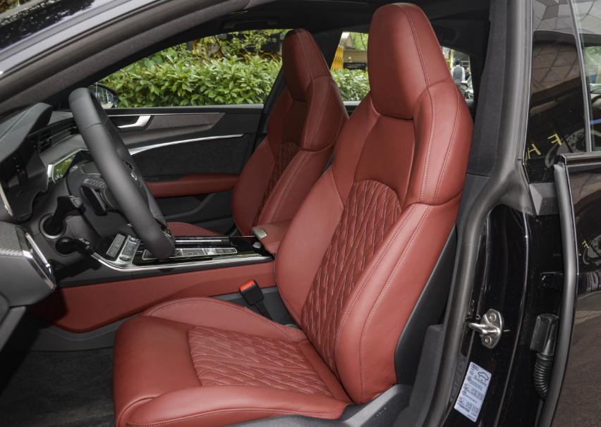 上汽首款国产奥迪a7l正式发布,上汽奥迪a7l全球首试秀