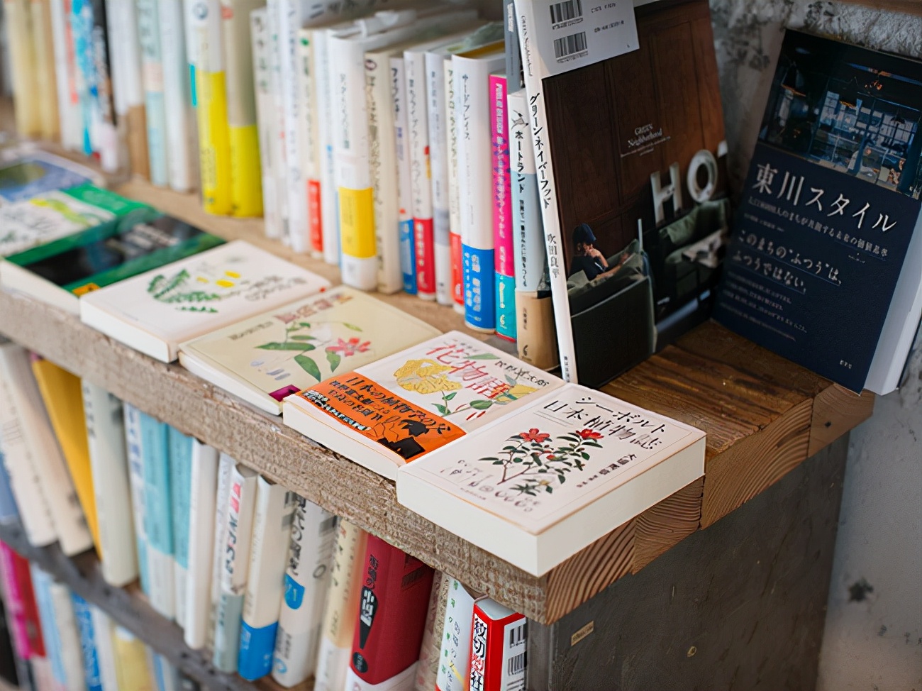 手工咖啡屋改造,废弃的家具改造成文具盒