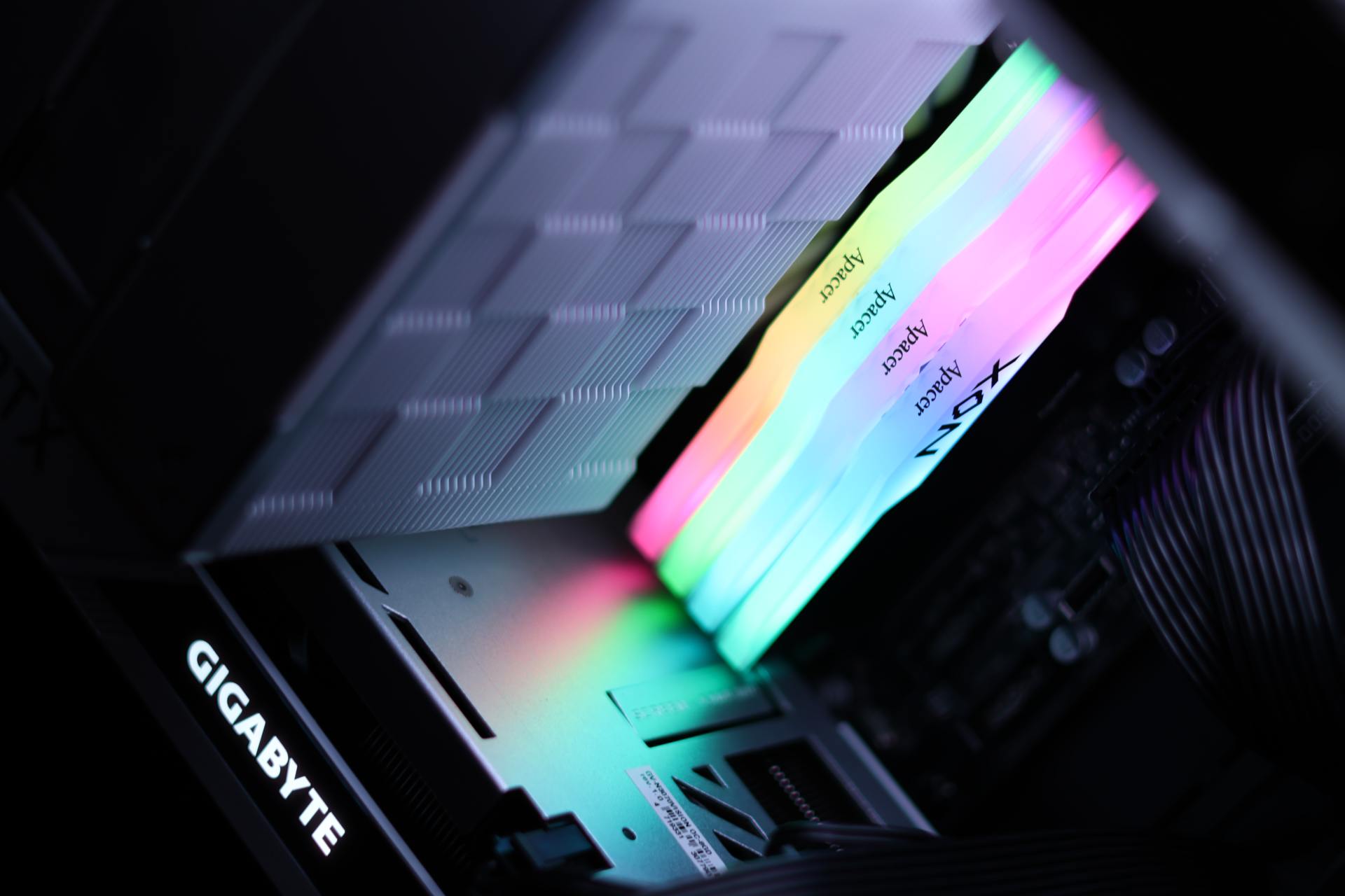 九州风神ch510机箱,九州风神魔方h110机箱