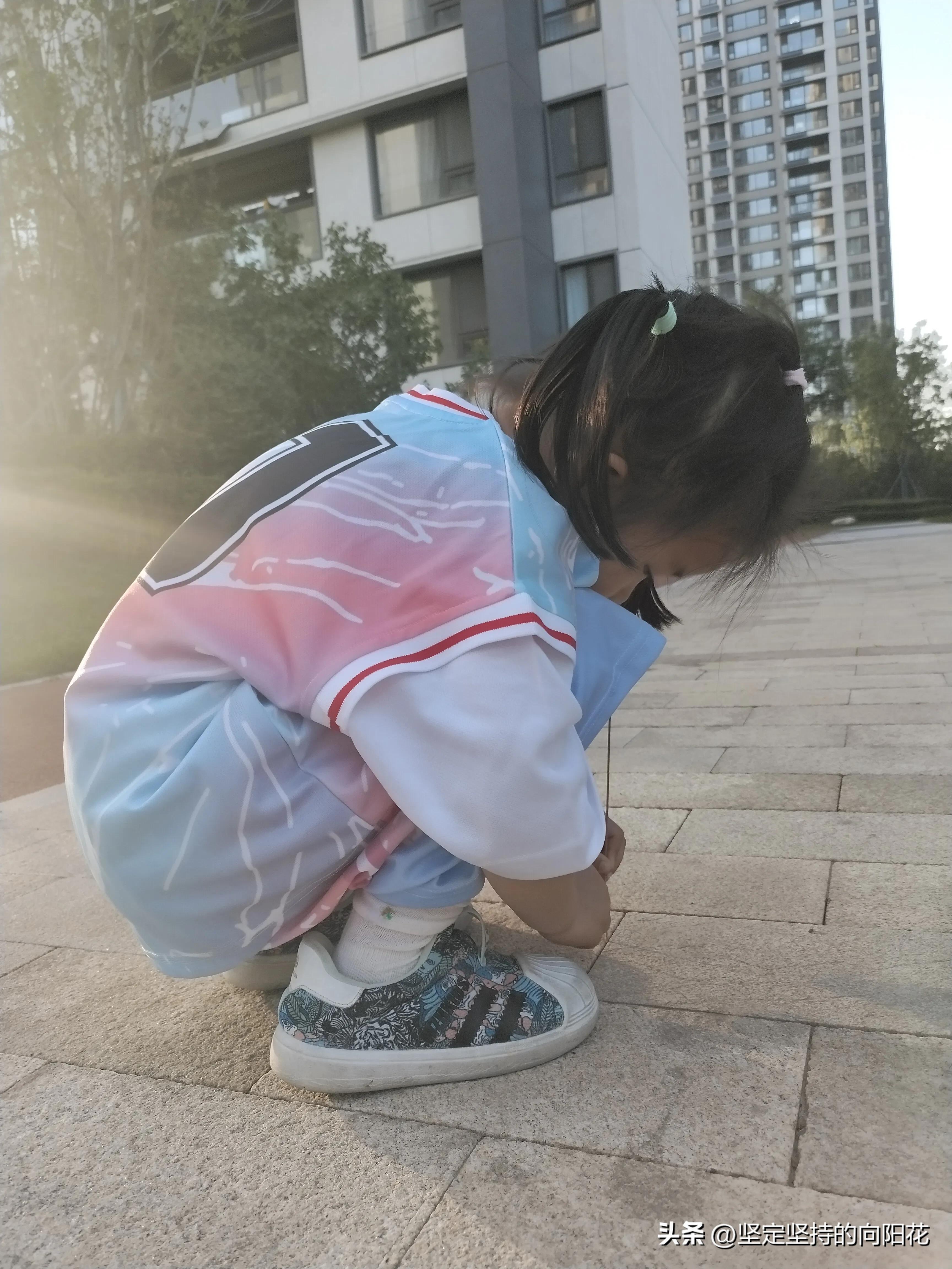 允许孩子脚步慢一点,孩子成长慢一点也无妨