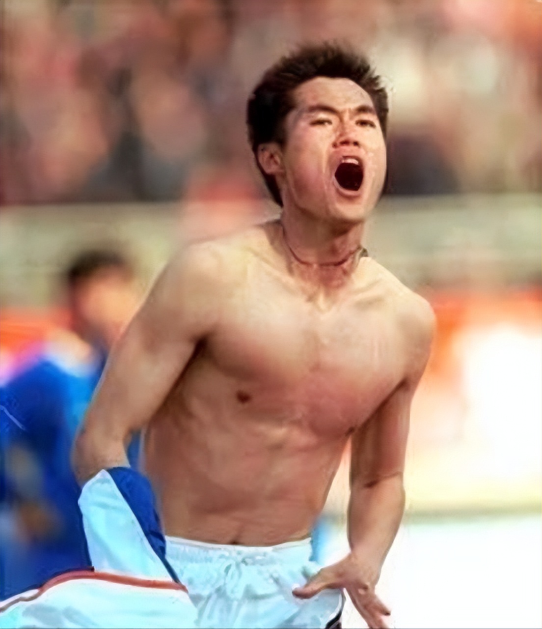 齐鲁雄师：盘点山东足球历史最佳11人，身材高大，头球优势明显