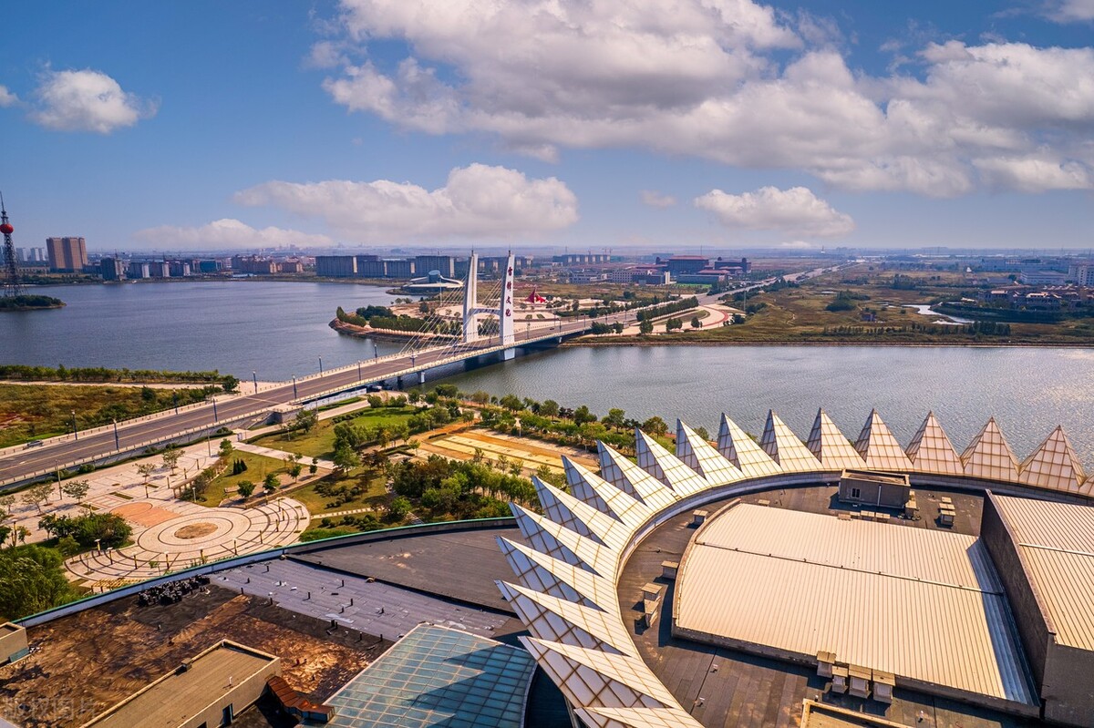 冬天哪里温泉度假村最好,泡温泉地方推荐室内温泉