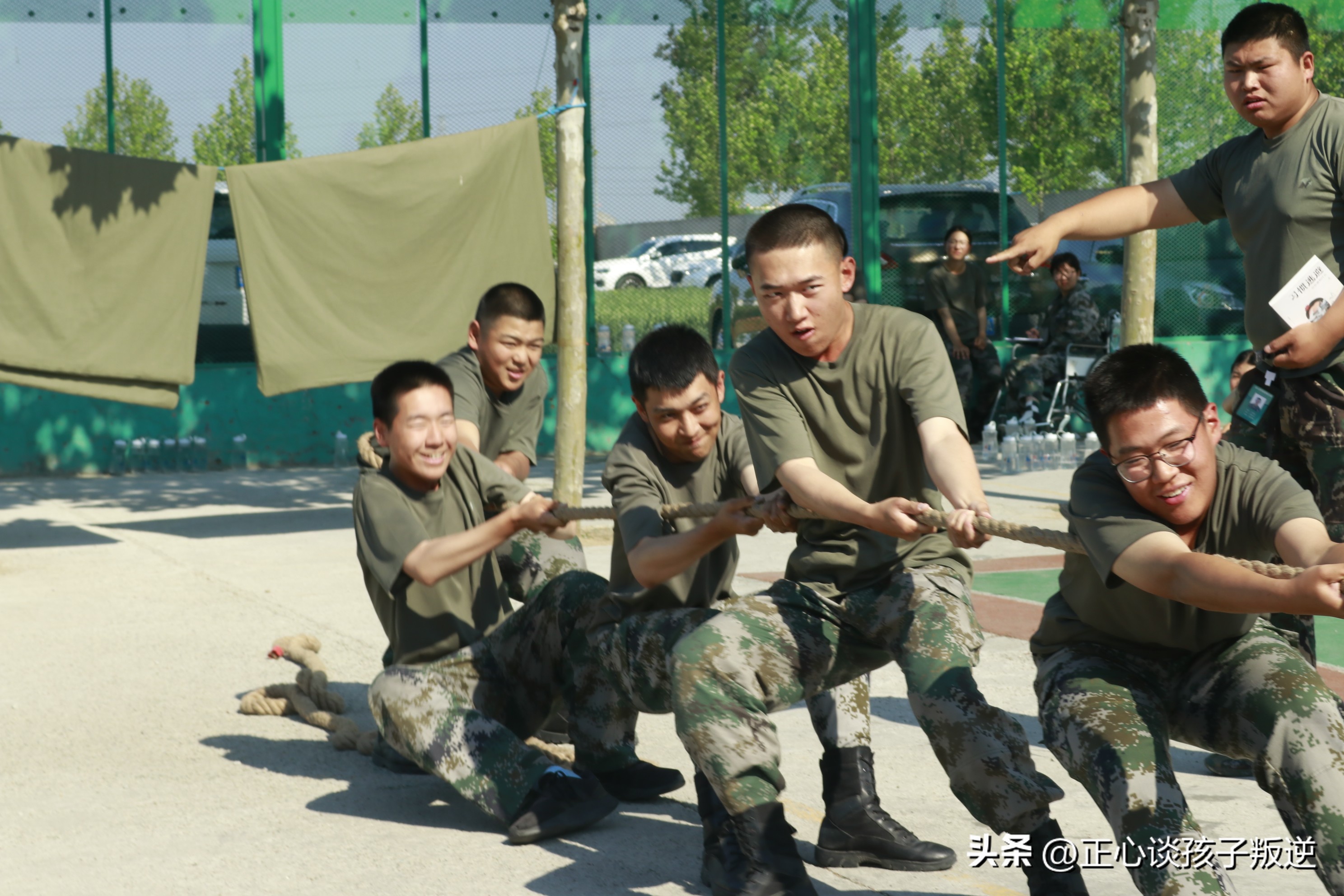 小孩逆反心理强怎么教育,孩子叛逆心理怎么引导得好