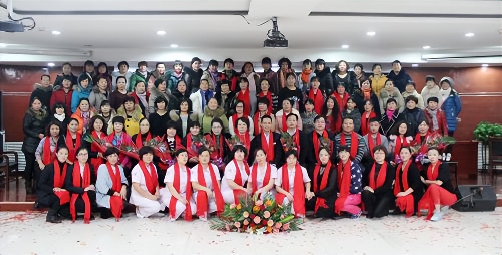 月嫂服务高级月嫂,正规的月嫂服务电话