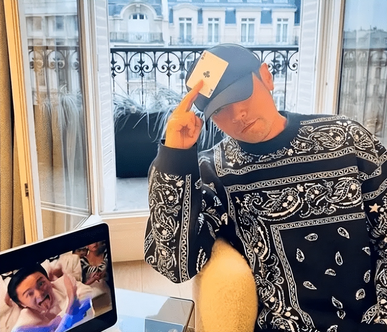 周杰伦周星驰晒同框照片,双周天王周星驰和周杰伦合体照