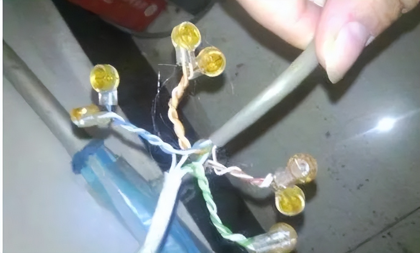 网线不够长中途断了怎么办,网线断了怎么接使用时间最长