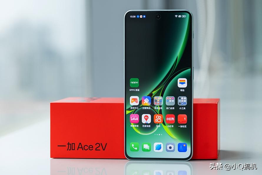 2K价位性价比排名第1，16+512GB大容量仅2799元，性能跑分超100万