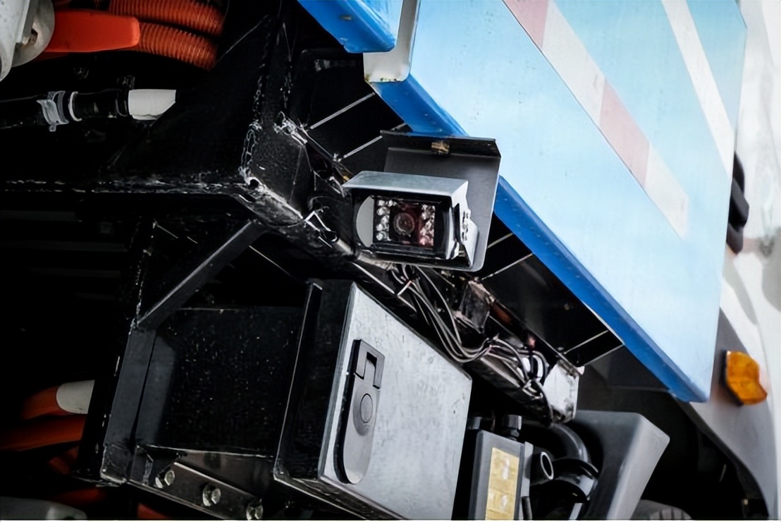 欧曼车配什么车桥,欧曼新车自卸车底盘