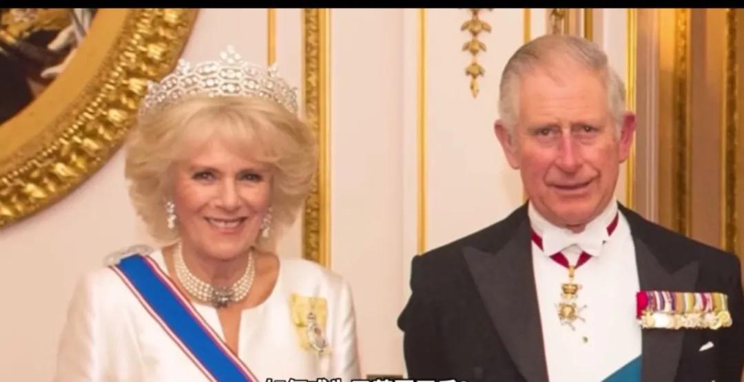 这个全英国最恨的“第三者”，凭啥能够成为英国的王后？