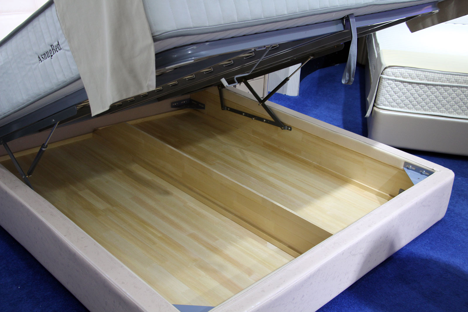 卧室哪些床不适合买,家里换新床这十种床千万别买