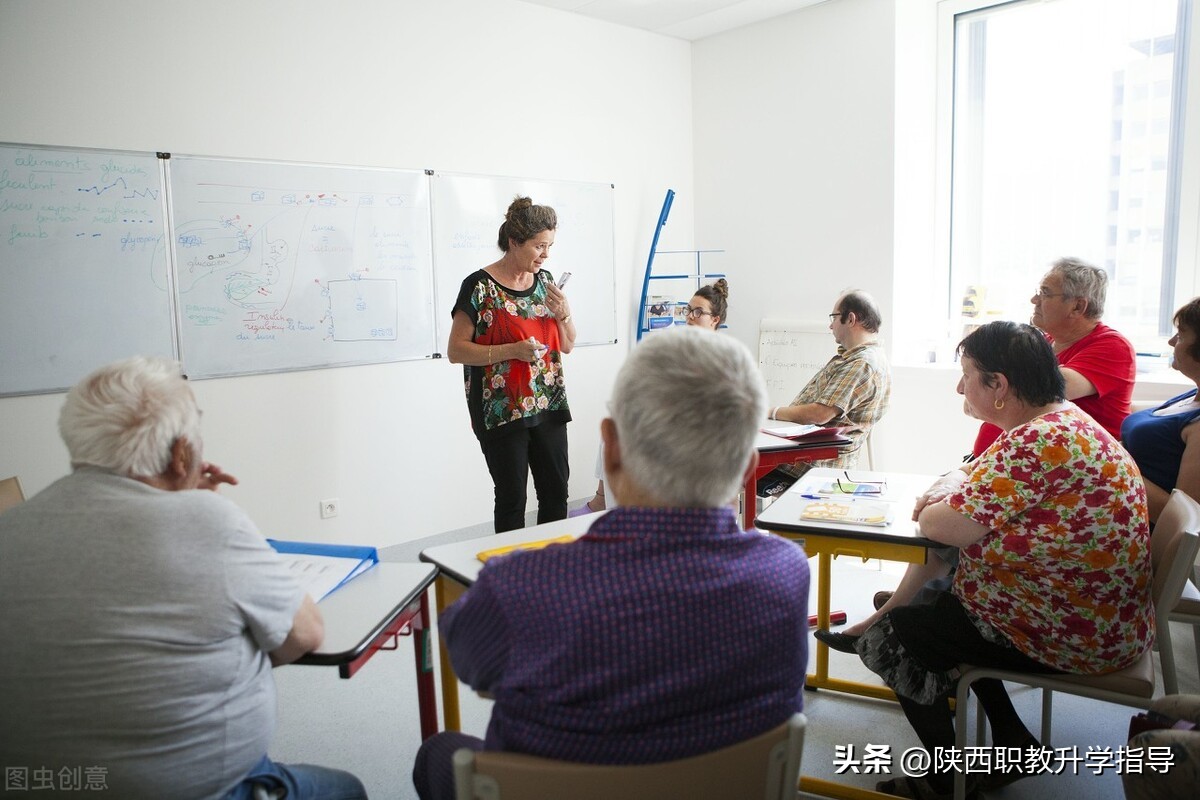 成人大专学历怎么变全日大专,读了三年大专发现是成人学历