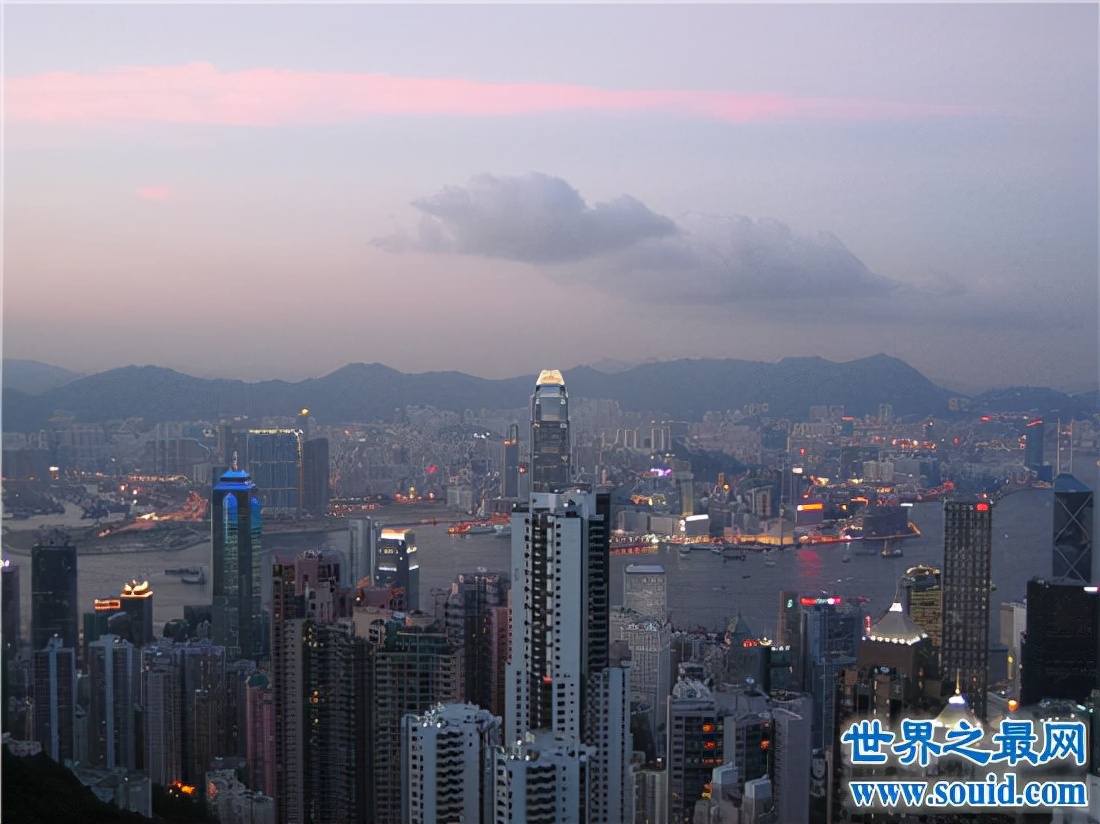 世界最拥挤的小岛,世界上最小的10个小岛