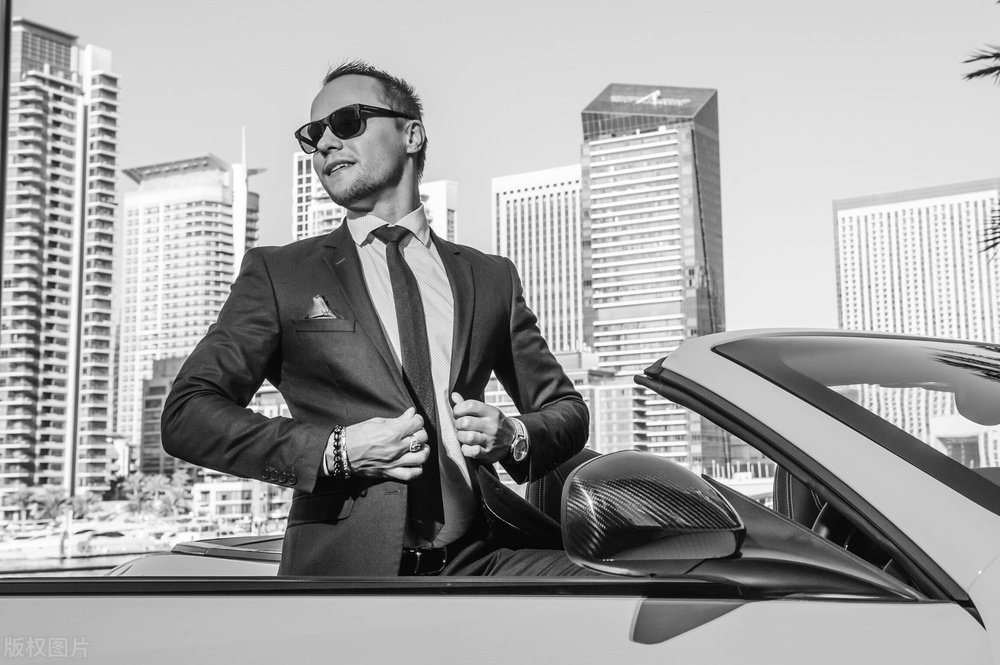 街头乞丐月入过万,街边乞讨一个月能挣多少钱