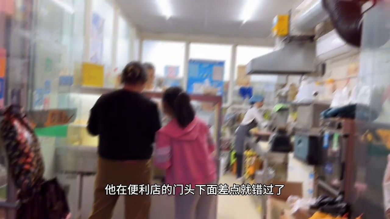 土豆片夹馍和麻辣烫夹馍,麻辣土豆片夹馍夹碎