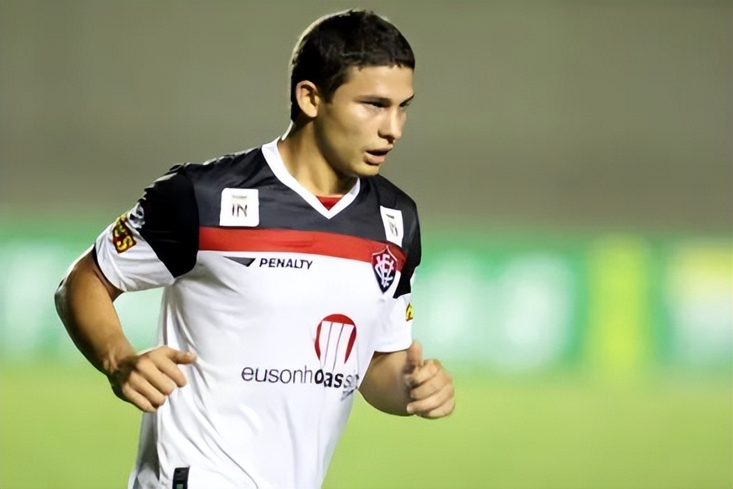 艾克森成国足完整视频,艾克森重返中国足坛