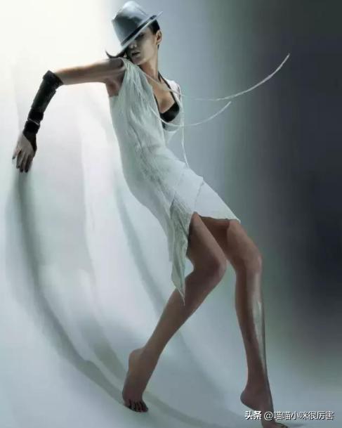 短粗手的女明星,粗短手女星