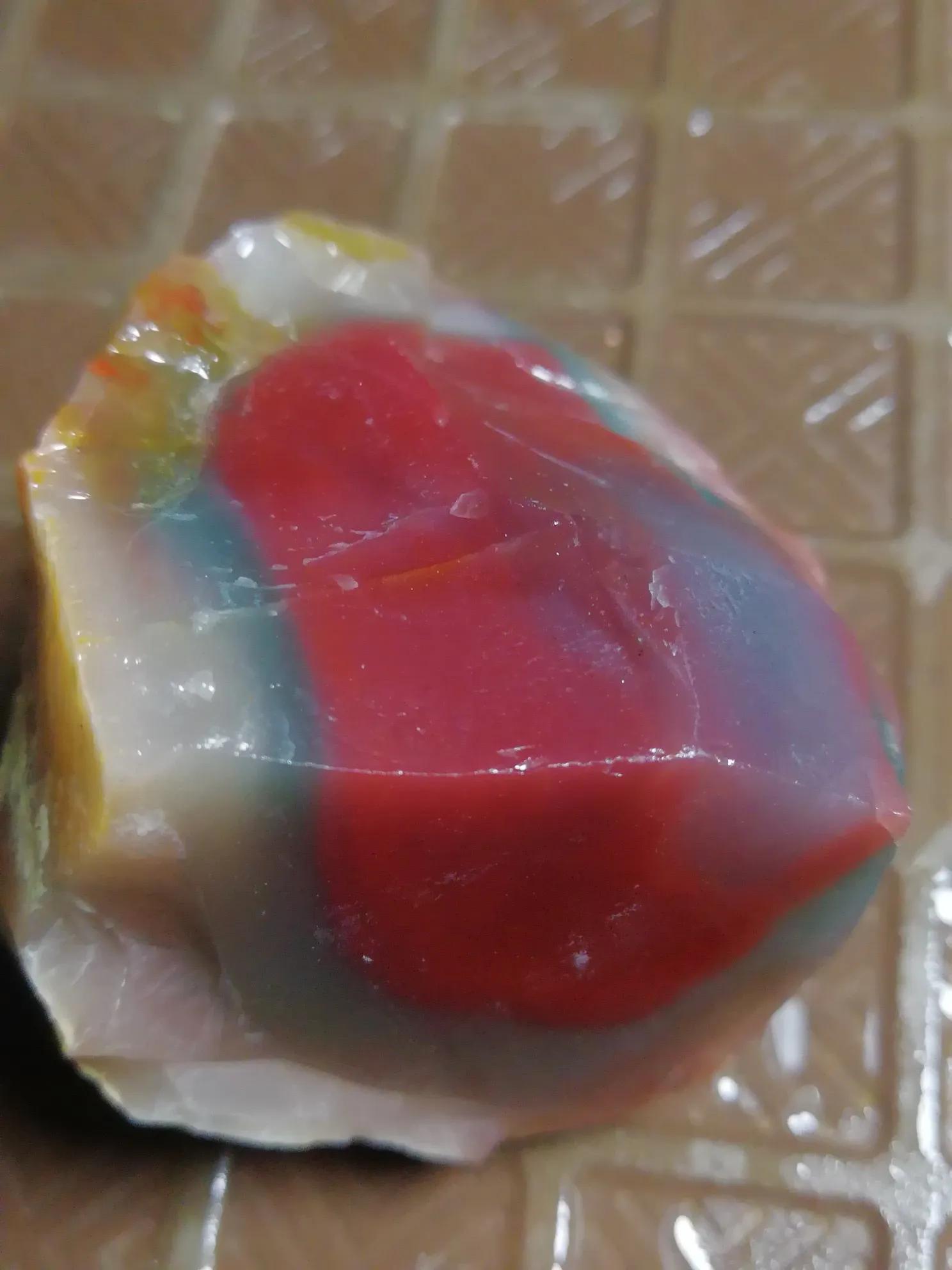 秦岭太白山霸王河玉石,秦岭大山的七彩玉石